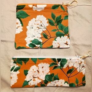 Vintage magnolia jewelry & make-up bag bundle